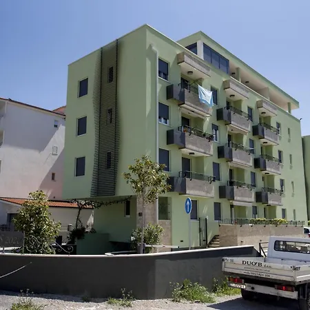 Apartment With Wifi Stobrec, - 19767 Split